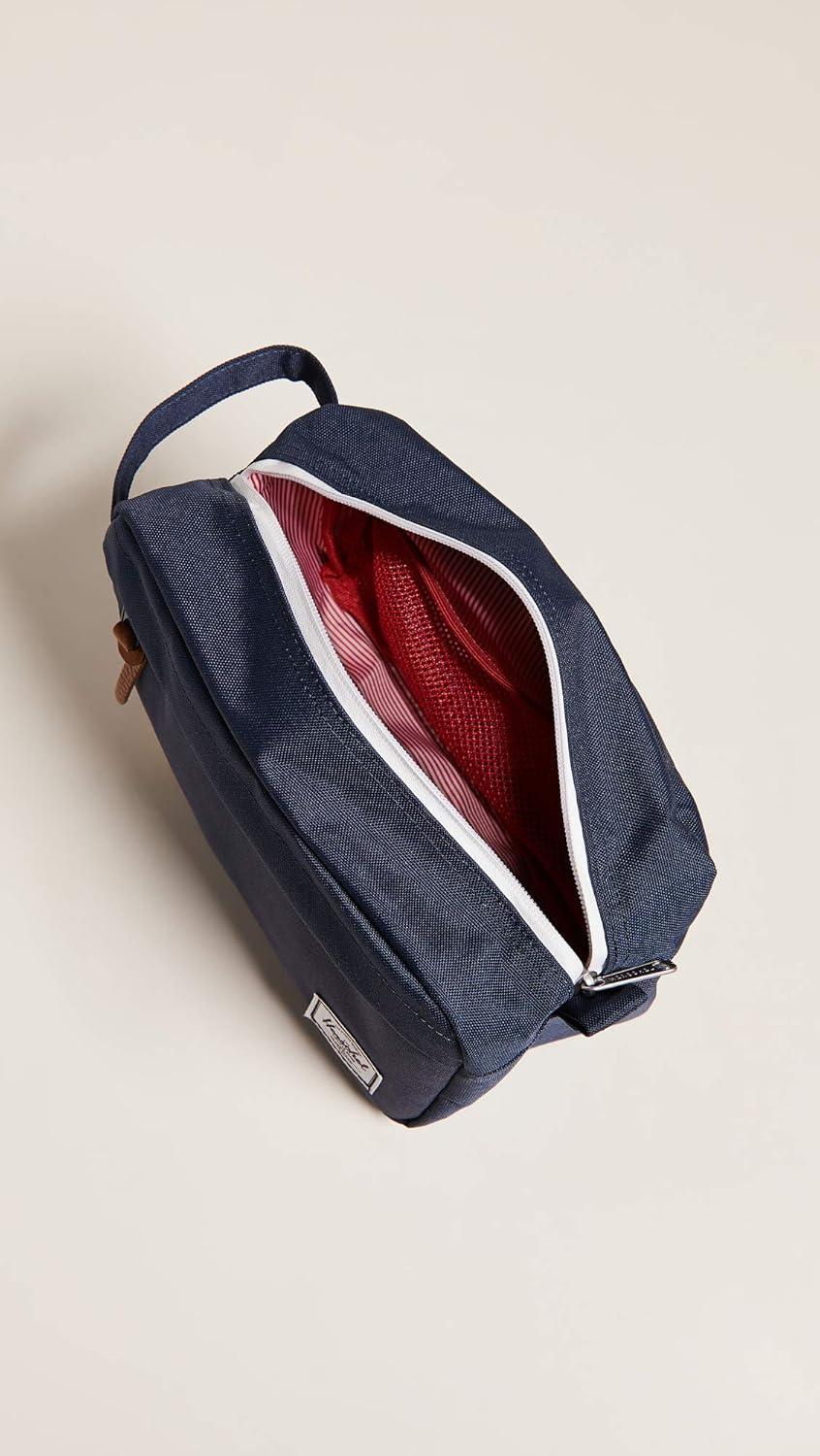 image:imageHerschel Chapter Toiletry Kit Raven Crosshatch Classic 5LNavy