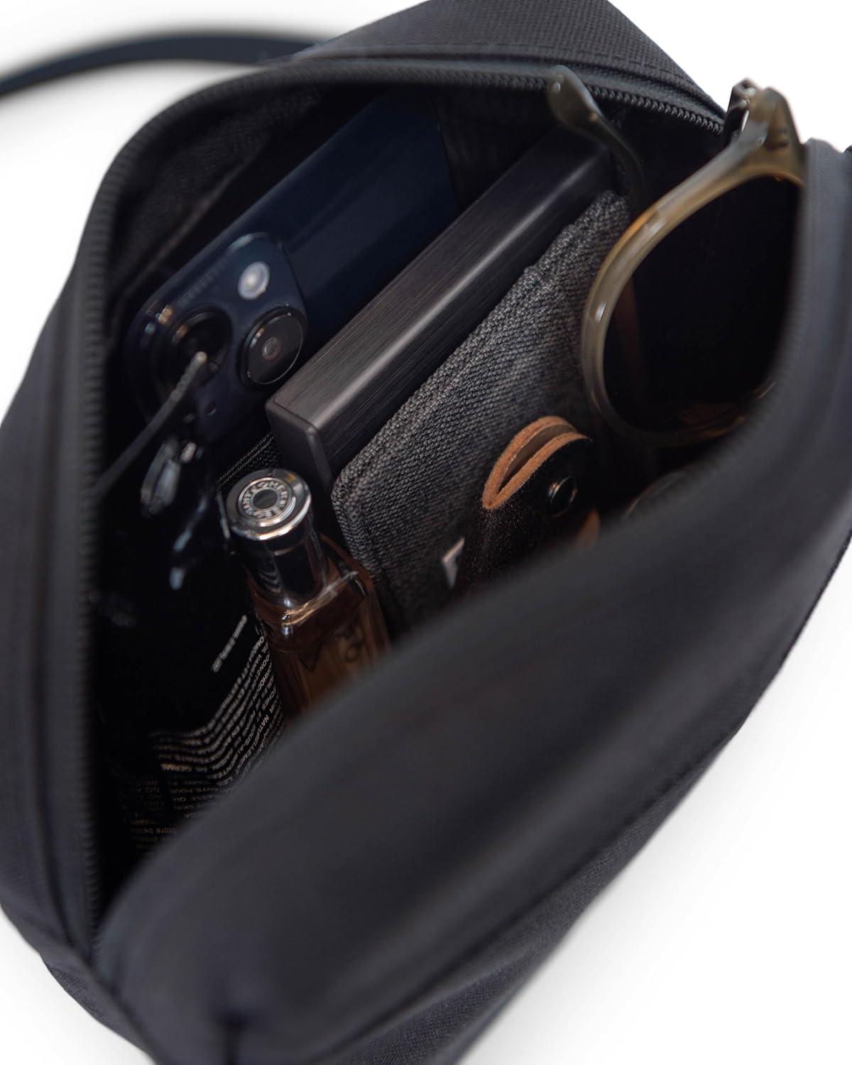 image:imageHerschel Classic Crossbody