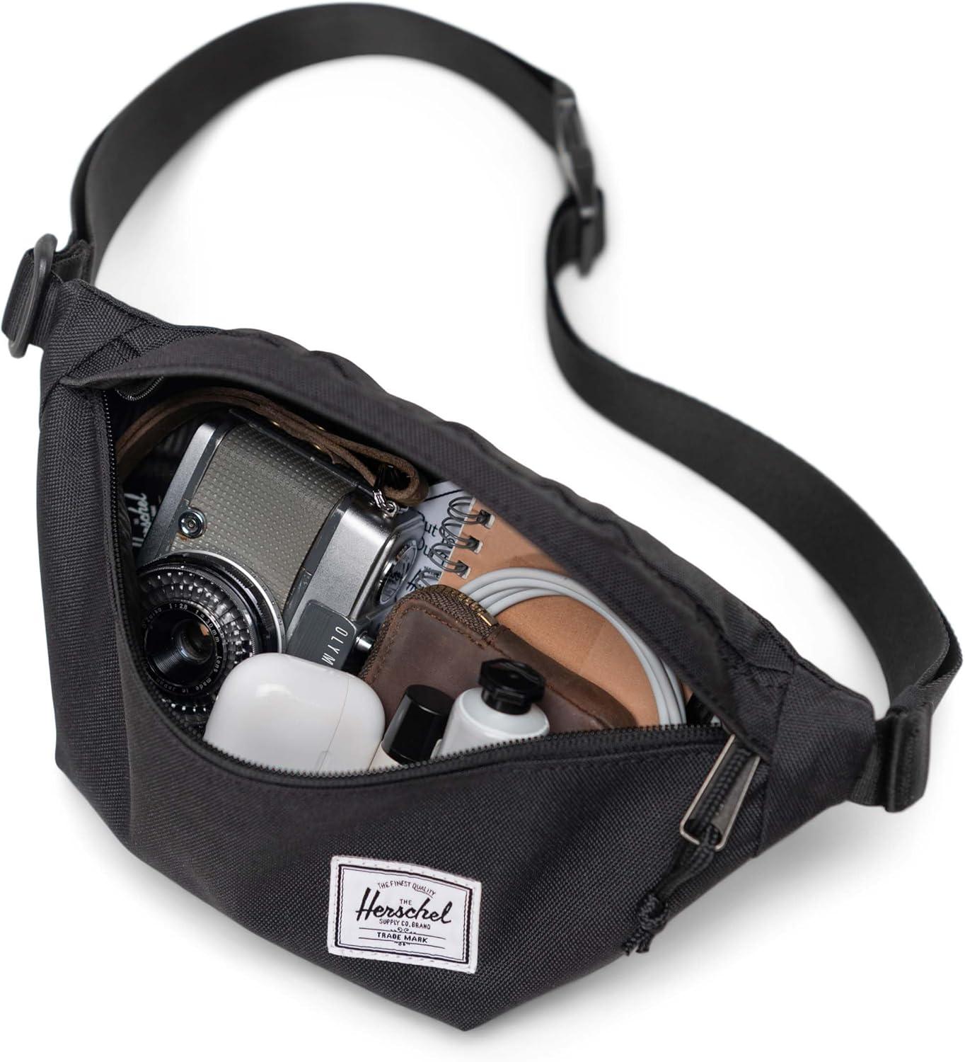 image:imageHerschel Legacy Hip PackIvy Green