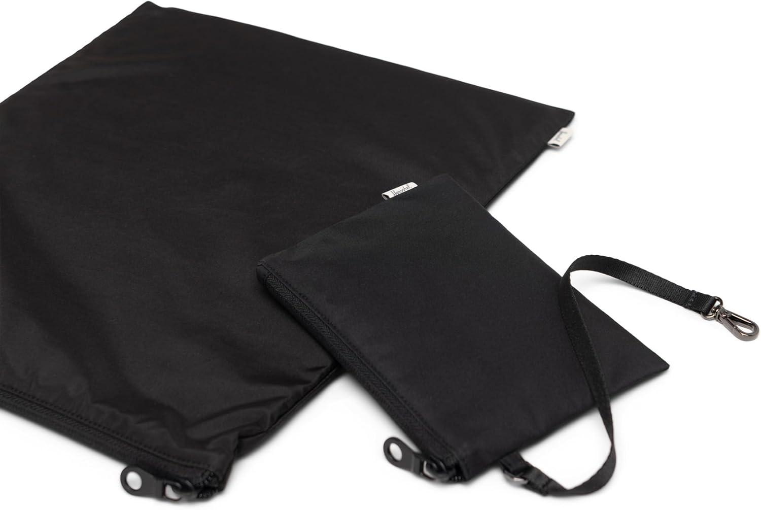 image:imageHerschel Maia Weekender BagBlack
