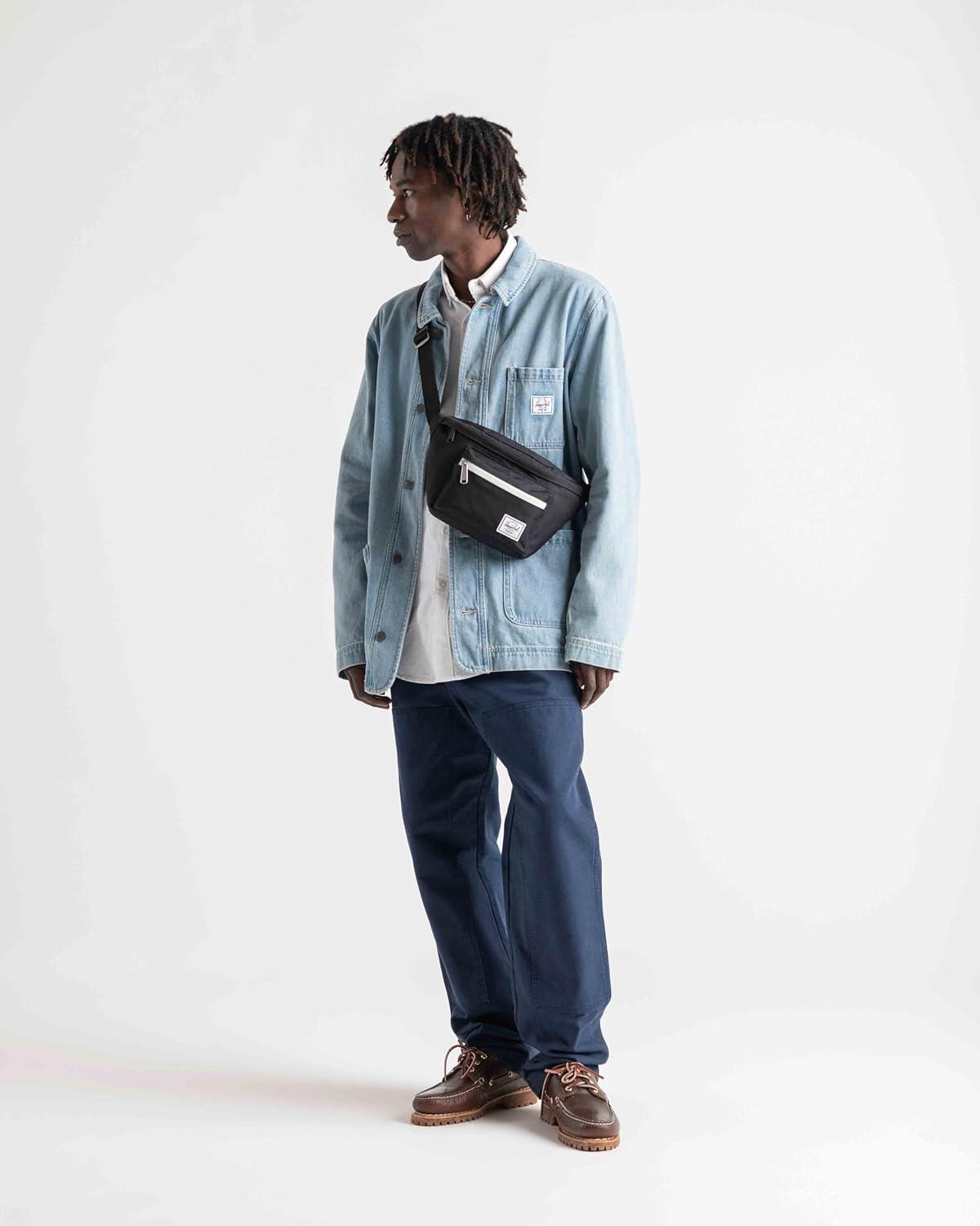 image:imageHerschel Pop Quiz Hip PackBlack Tonal