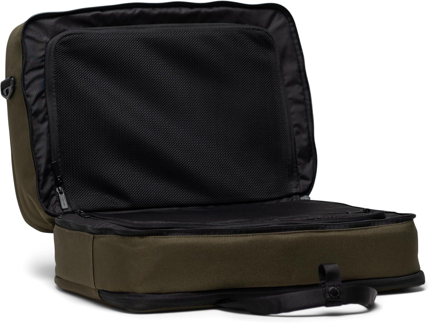image:imageHerschel unisexadult Bowen Duffle Tech BagIvy Green